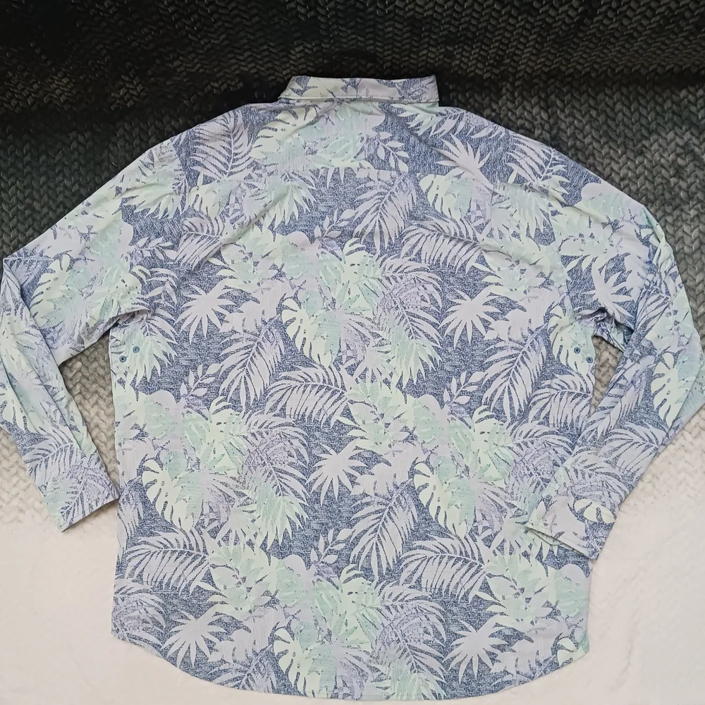 Tommy Bahama good pre